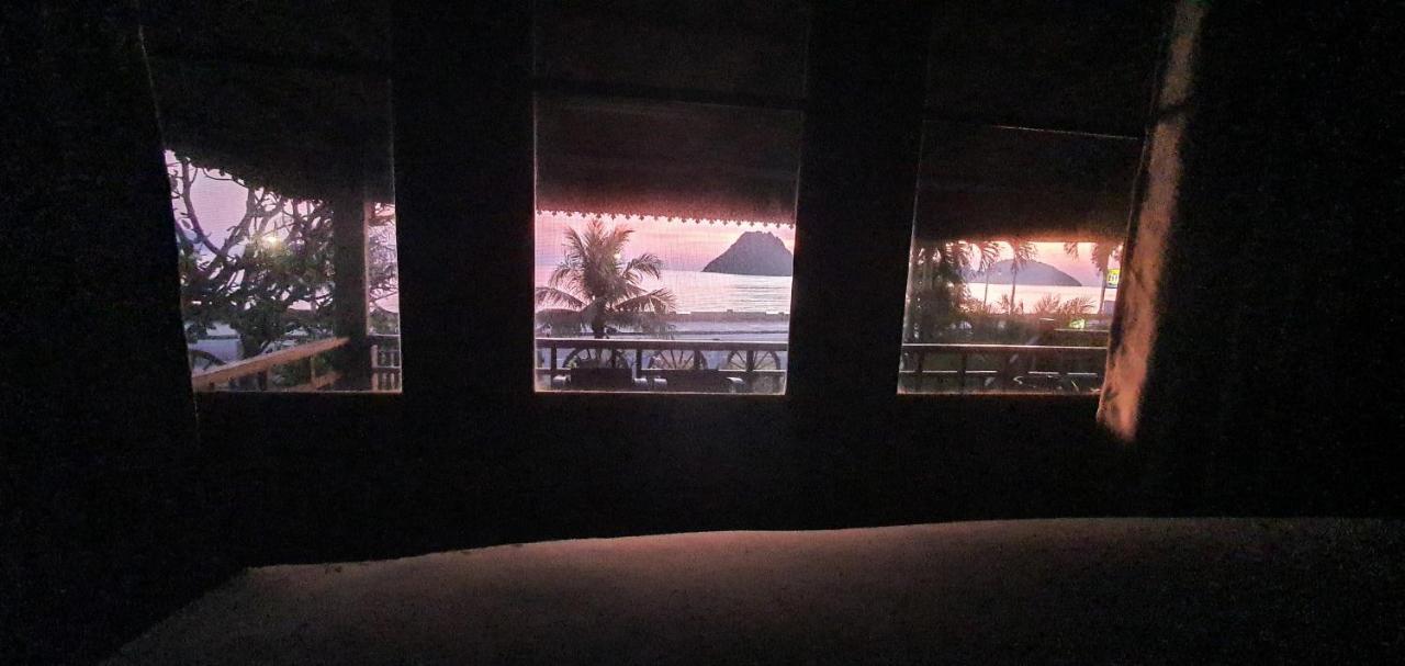 Seesea Thai Wooden House On Beachfront Pracsuap Khirikhan Kültér fotó
